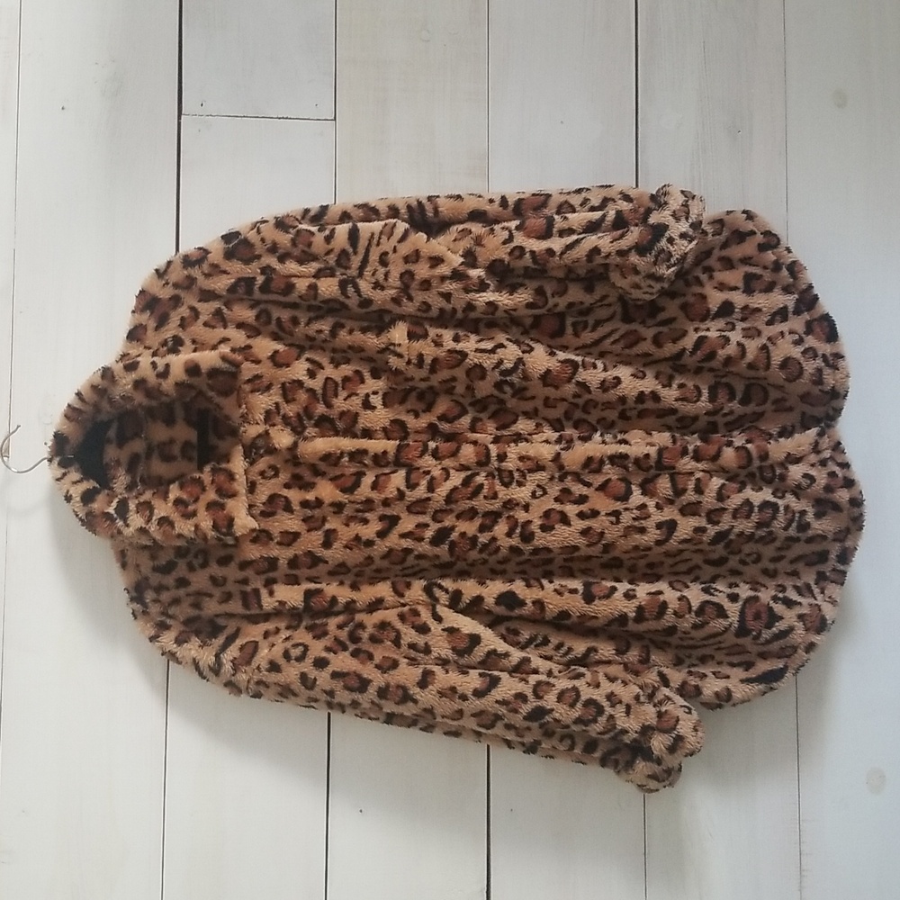 Leopard Print Faux Fur Jacket - Picture 5 of 6
